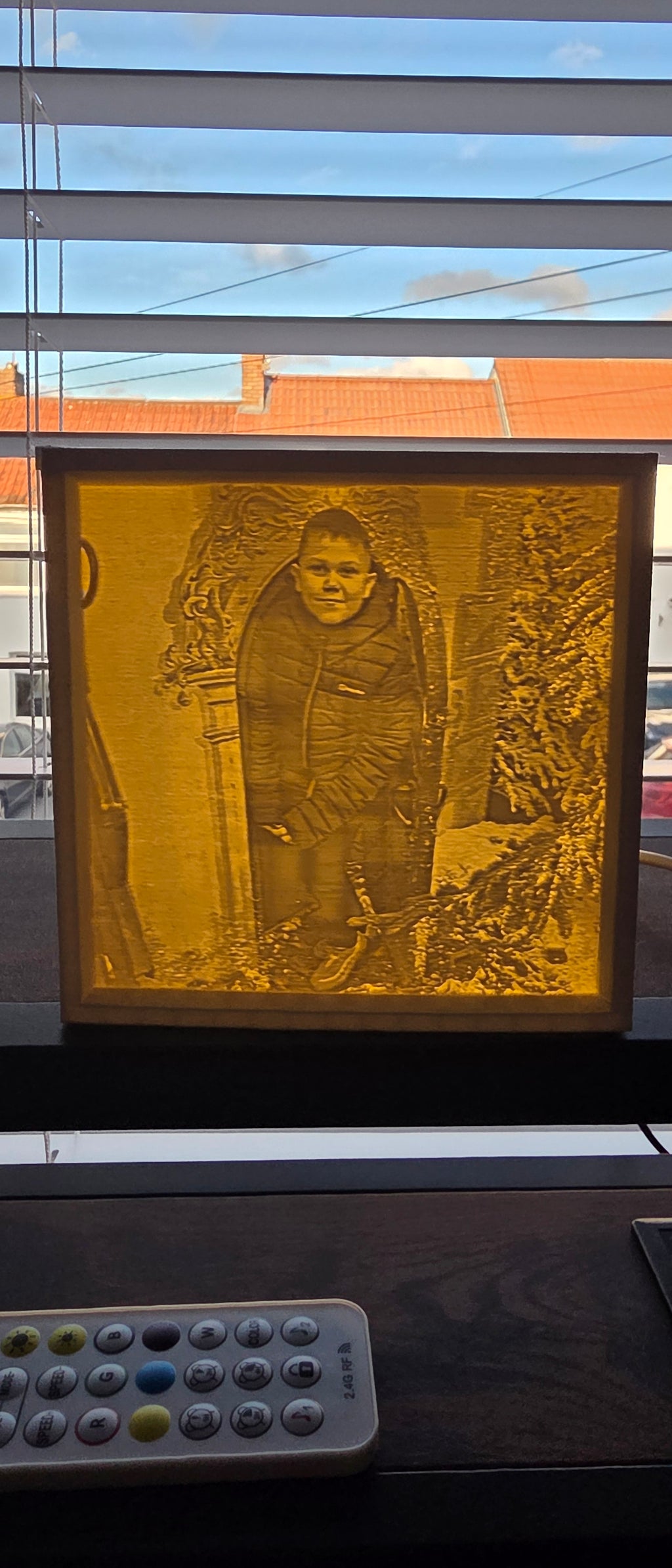 Personalised 3D Printed Lithophane Photo Box – USB Powered LED Light | Custom Photo Memory Light