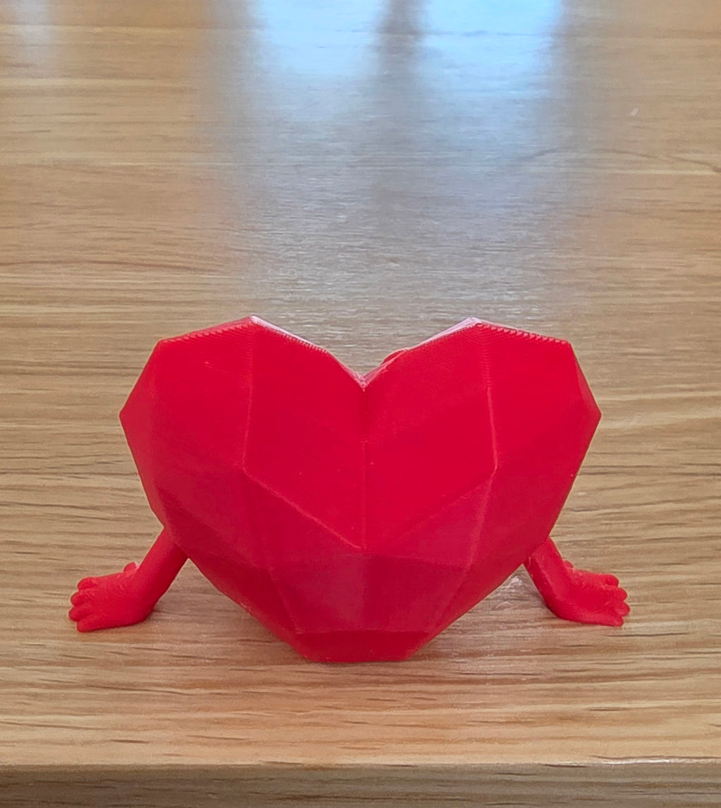 3D Printed Heart Shelf Sitter – Articulated Desk Companion